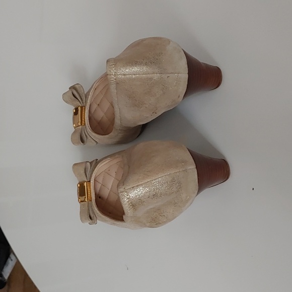 Cole Haan tan metallic wedge heels, size 9.5 - Picture 5 of 5